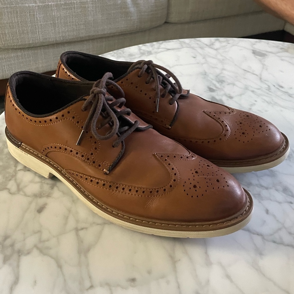 Cole Haan Men's Brown Wingtip Dress Shoes size 10